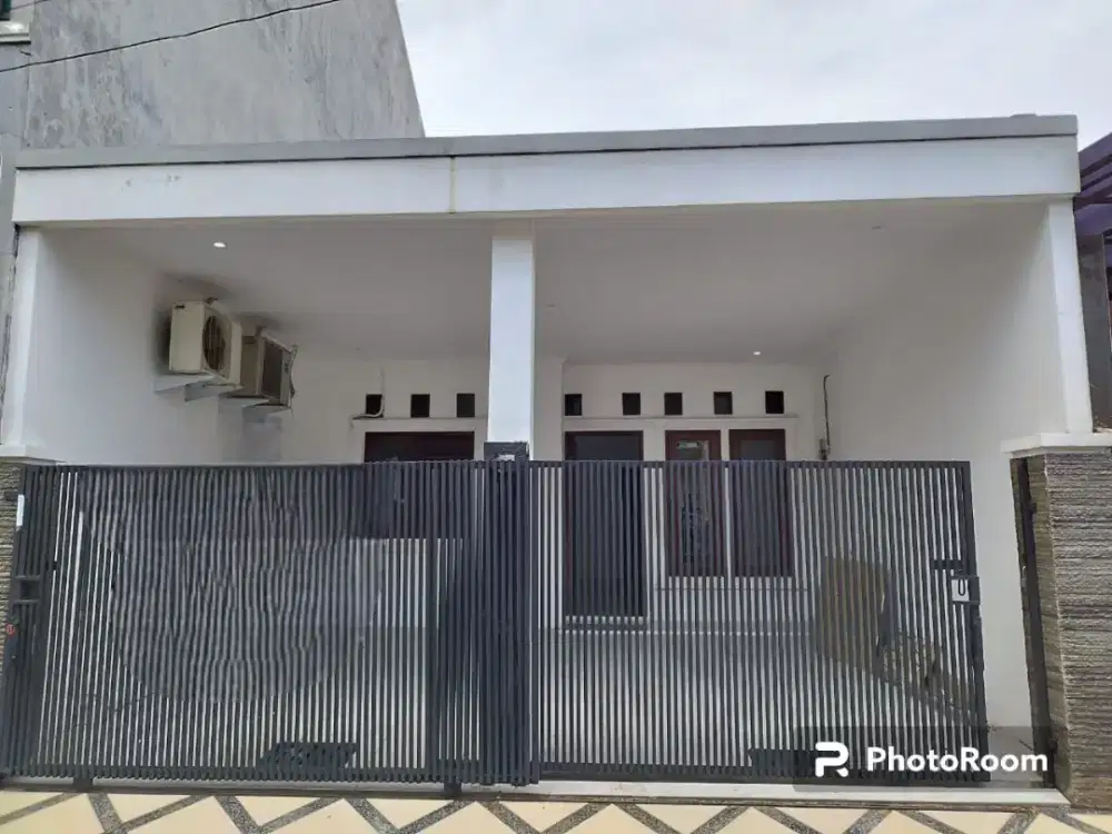 Di jual rumah baru renovasi di perumahan Puri Gading