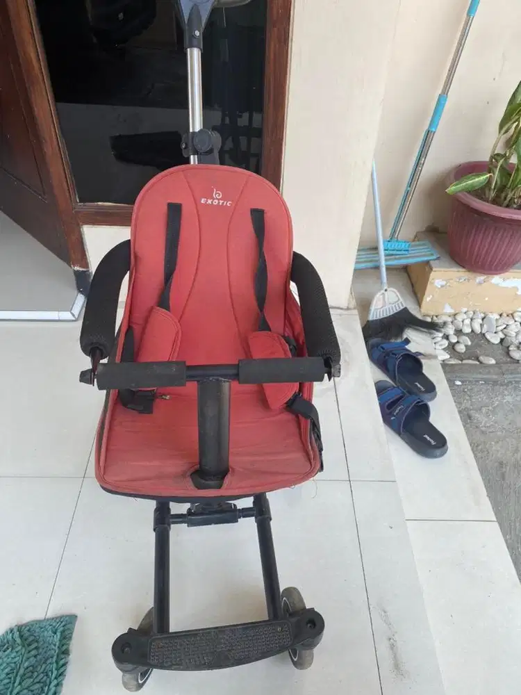 Stroller exotic