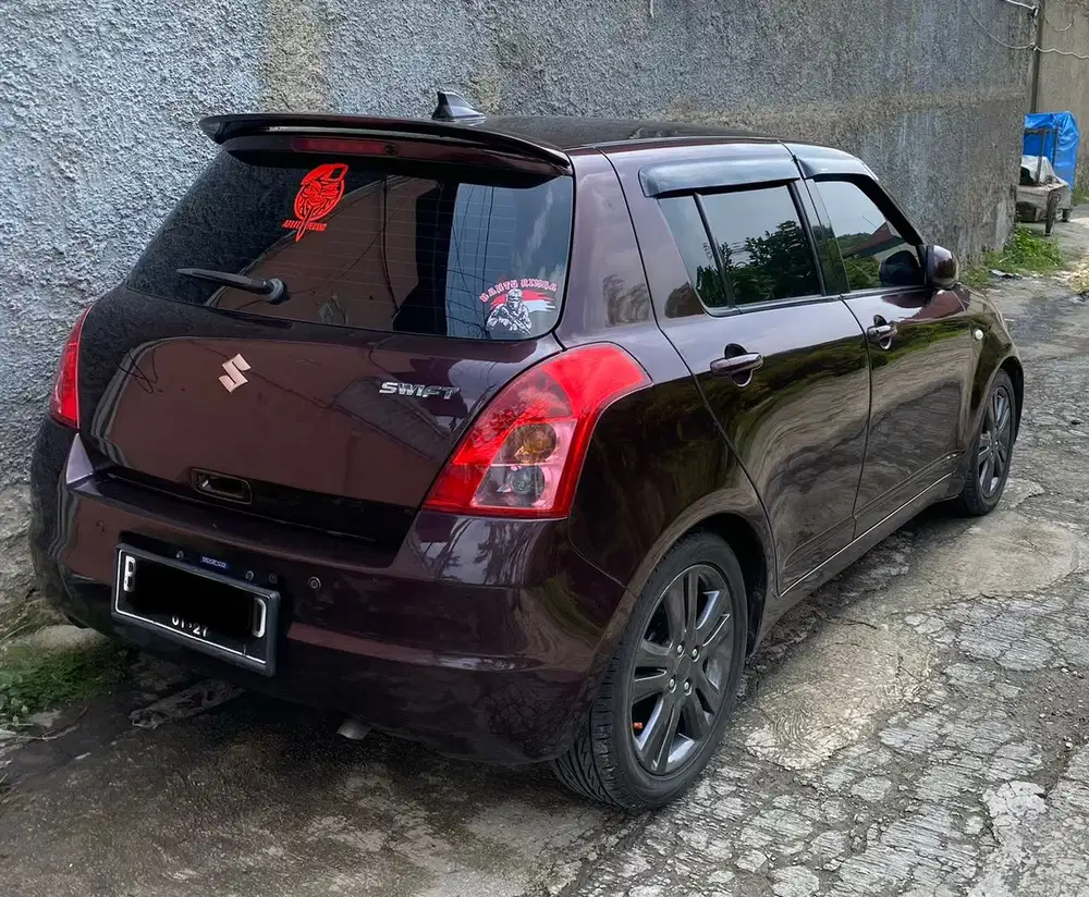 Suzuki Swift 2012 Bensin