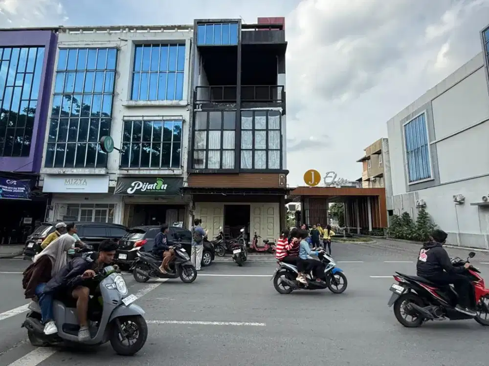 Ruko J City Pasti Cuan Super Strategis Ex Cafe Super Laris Manisssss