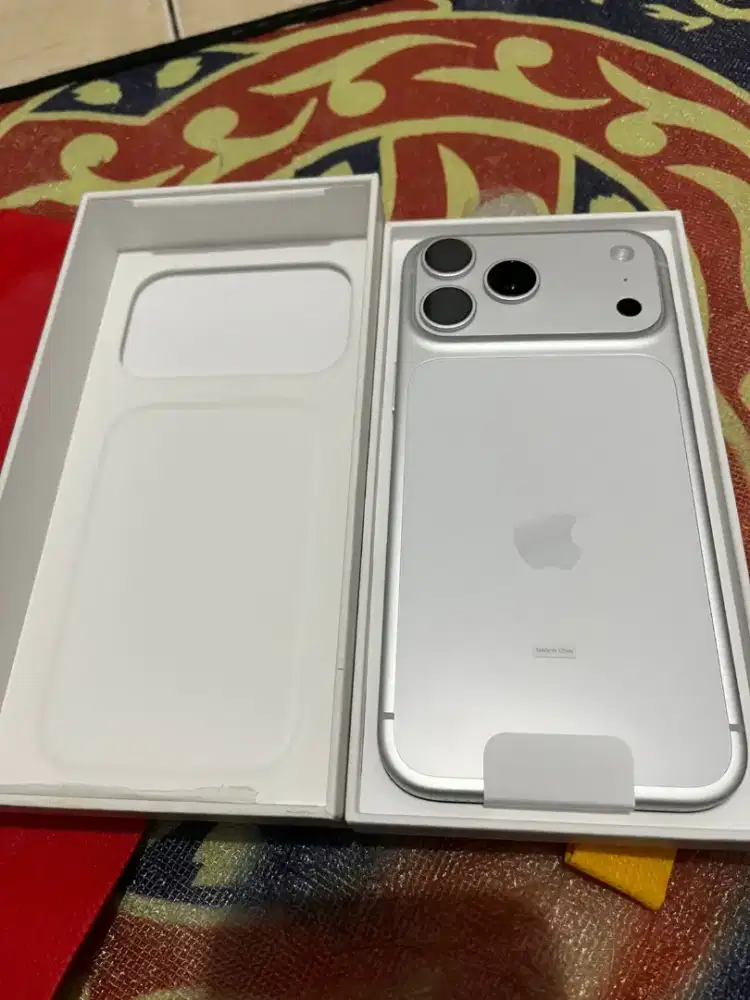iPhone 17 promax 1TB garansi resmi baru aktif sehari tgl 14