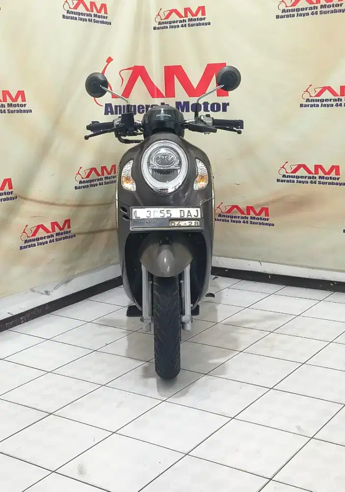 Honda Scoopy Stylish tahun 2023 coklat doff