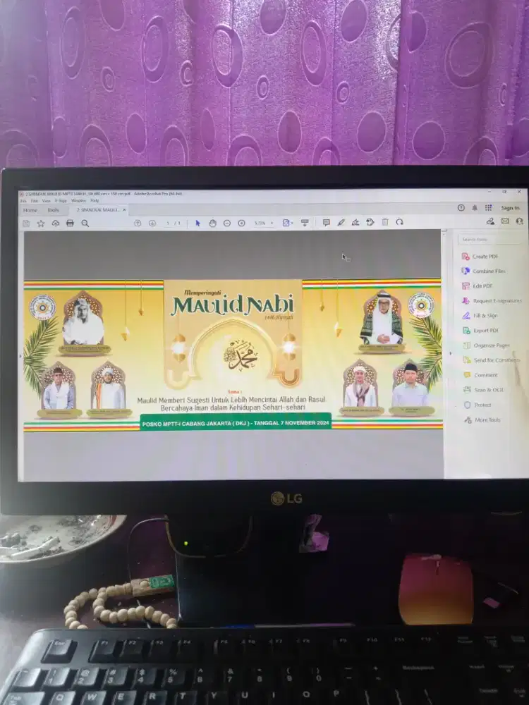 MENCARI PEKERJAAN : DESAIN GRAFIS / SETTING / LAYOUT