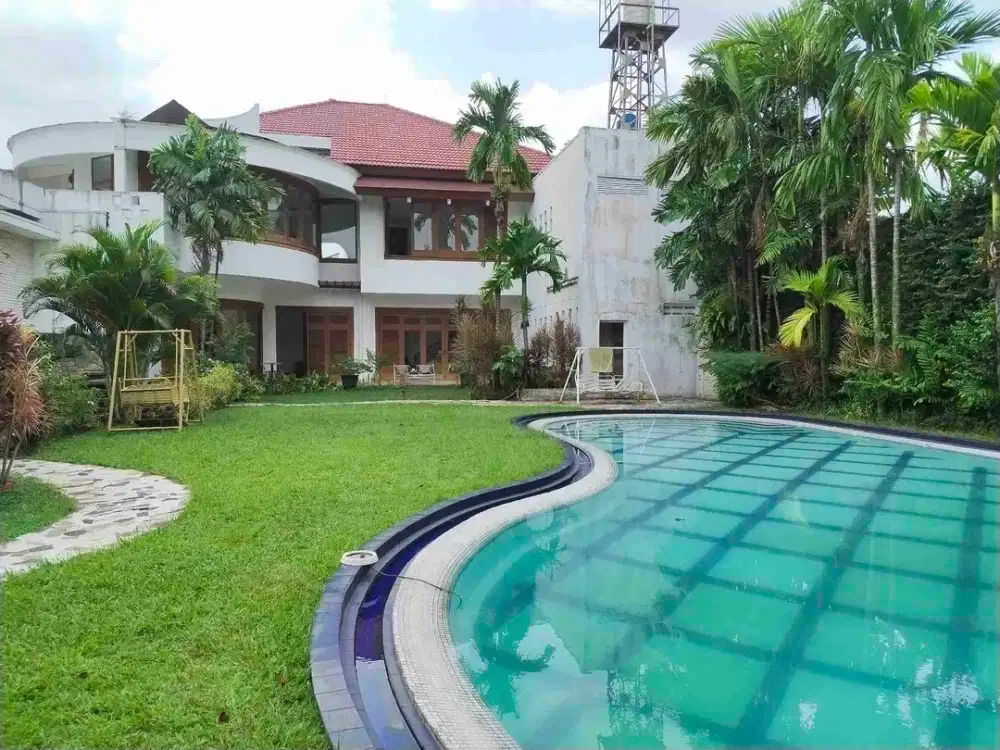 Rumah Mewah Luas 1.700M² di Ampera - Cilandak | Kolam Renang Basement Parkir Luas Cocok Komersial Kantor Klinik Kecantikan Restaurant