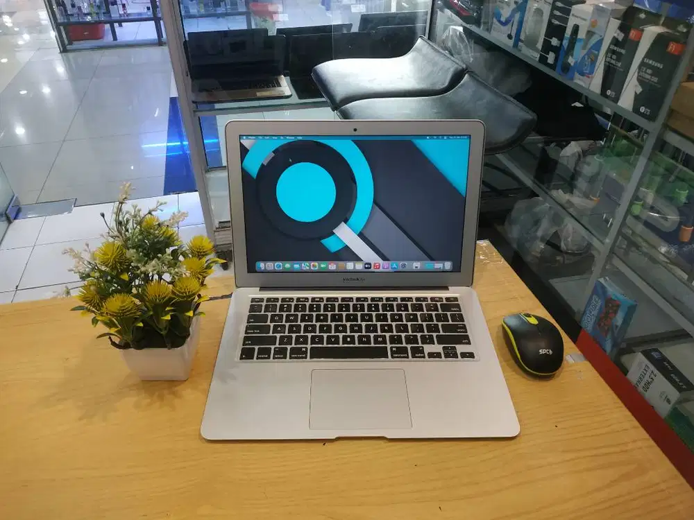 macbook air 2017 dijual core i5 ssd 128gb