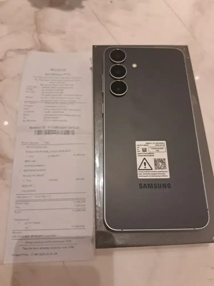 For Sale  Samsung S25 FE like New