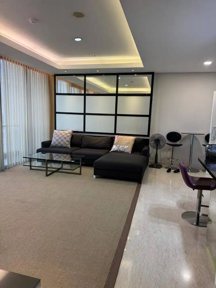 DISEWAKAN APARTEMEN VOILA CIPUTRA WORLD 4BR PRIVATE LIFT FULL INTERIOR