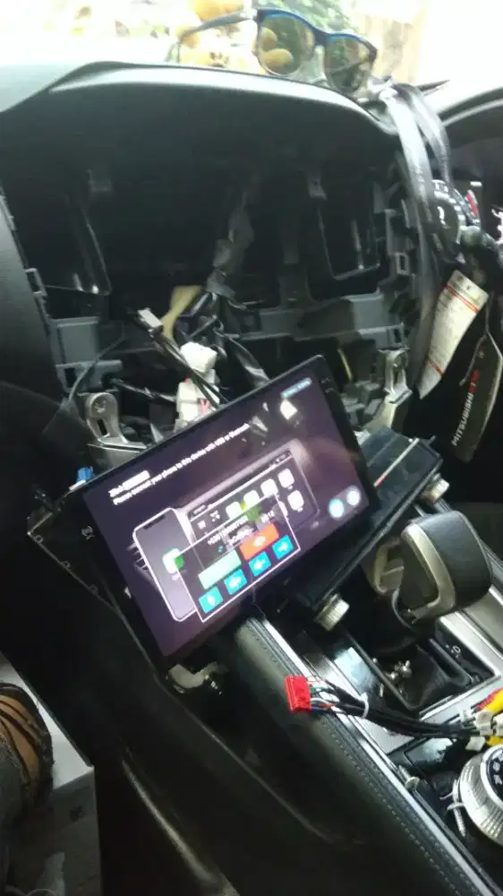 Jasa bongkar pasang audio mobil panggilan