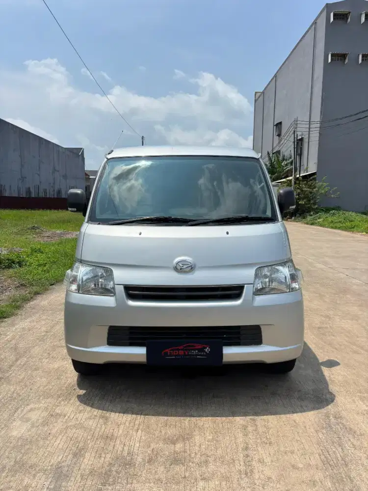 Daihatsu Grandmax D minibus murah bekas 2020
