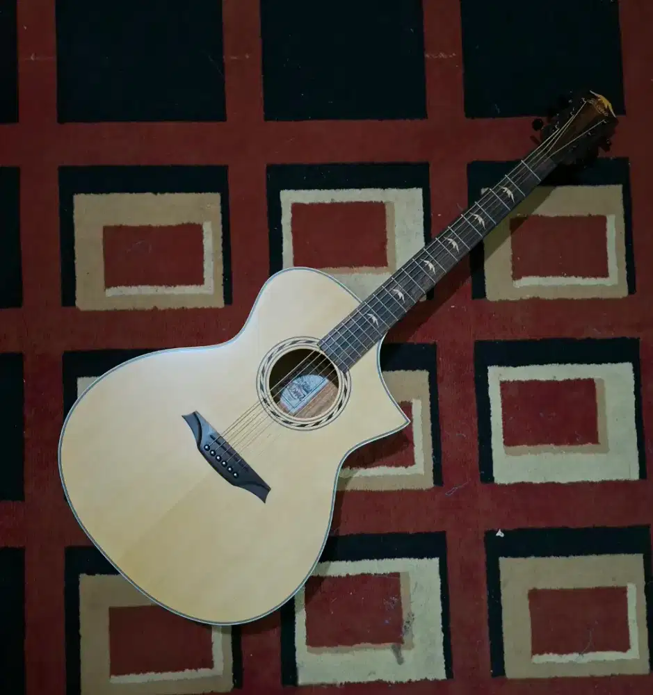 GITAR AKUSTIK ORIGINAL LOKAL