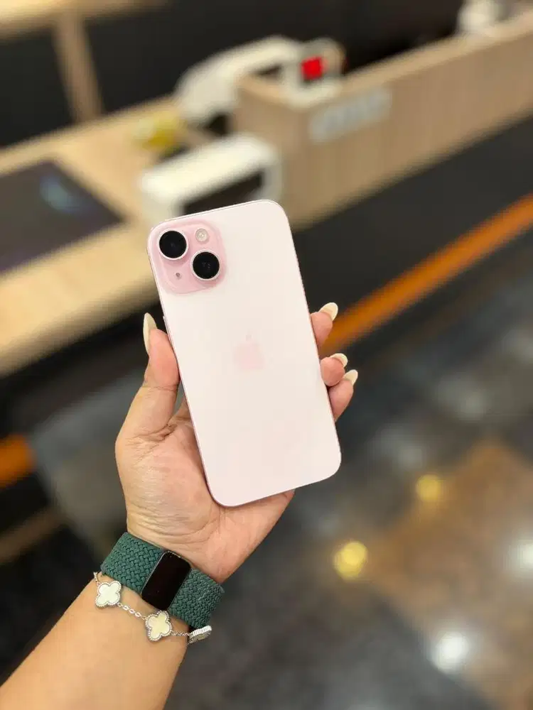 Iphone 15 second ibox