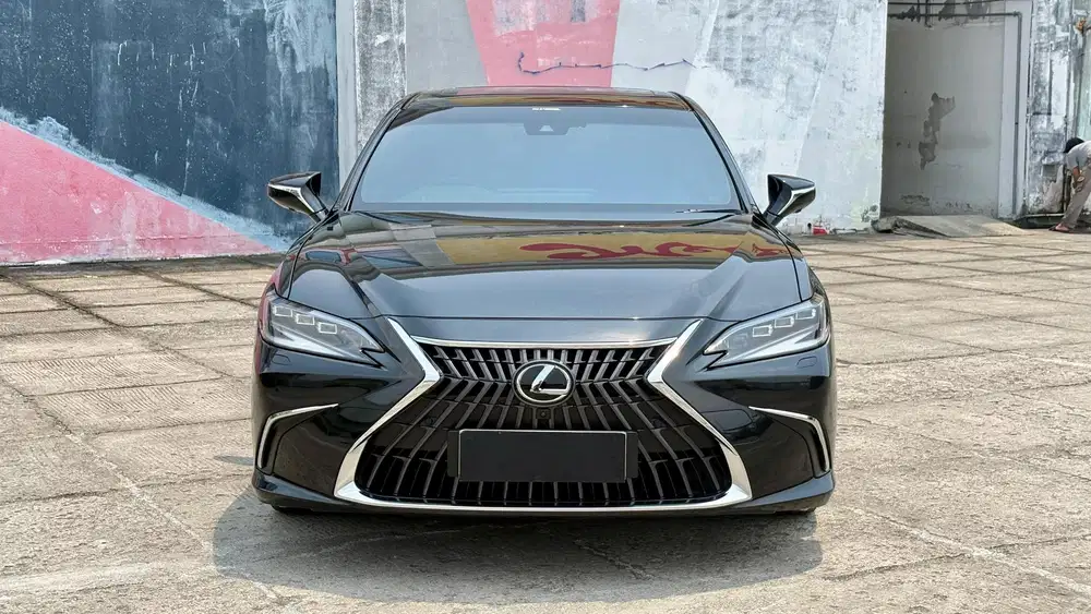 [KM 19.000AN]LEXUS ES300H HYBRID ULTRA LUXURY TSS 2023 LIKE NEW