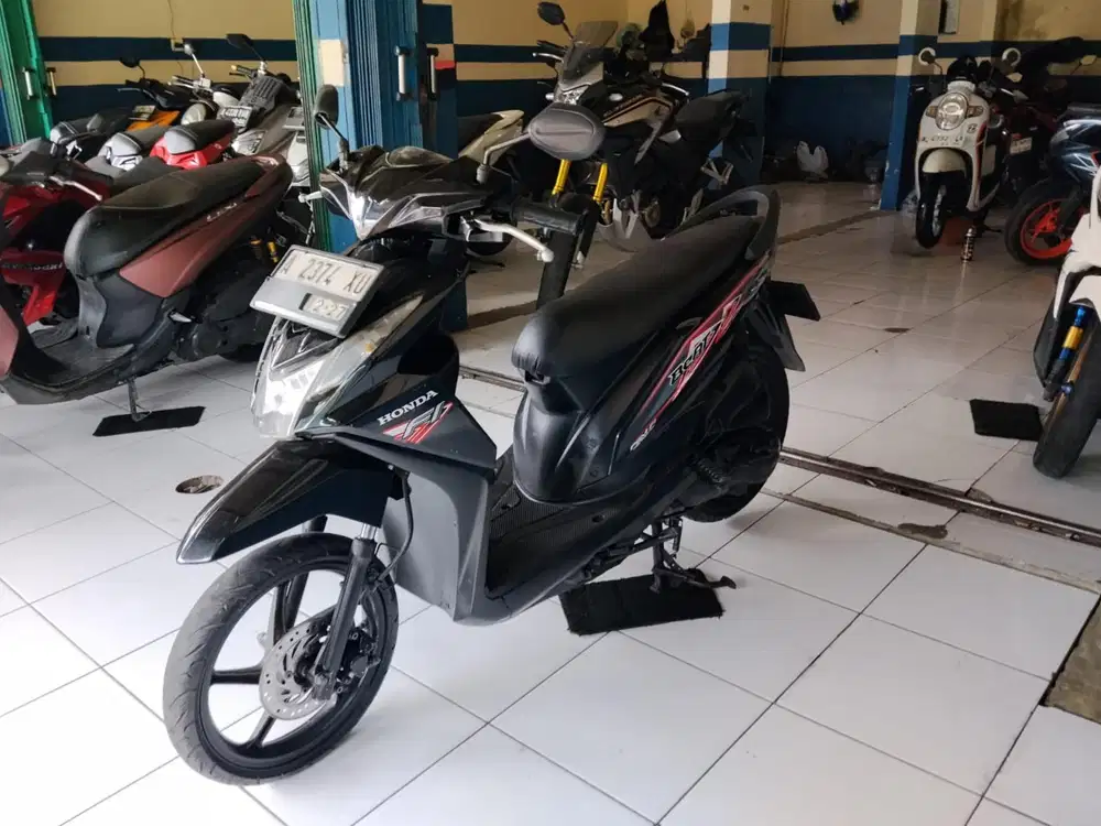 dijual cepat honda beat fi 2012 super mulus