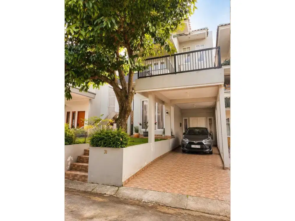 DIJUAL RUMAH BAGUS SIAP HUNI DI BUKIT GOLF HIJAU SENTUL CITY SSR1026