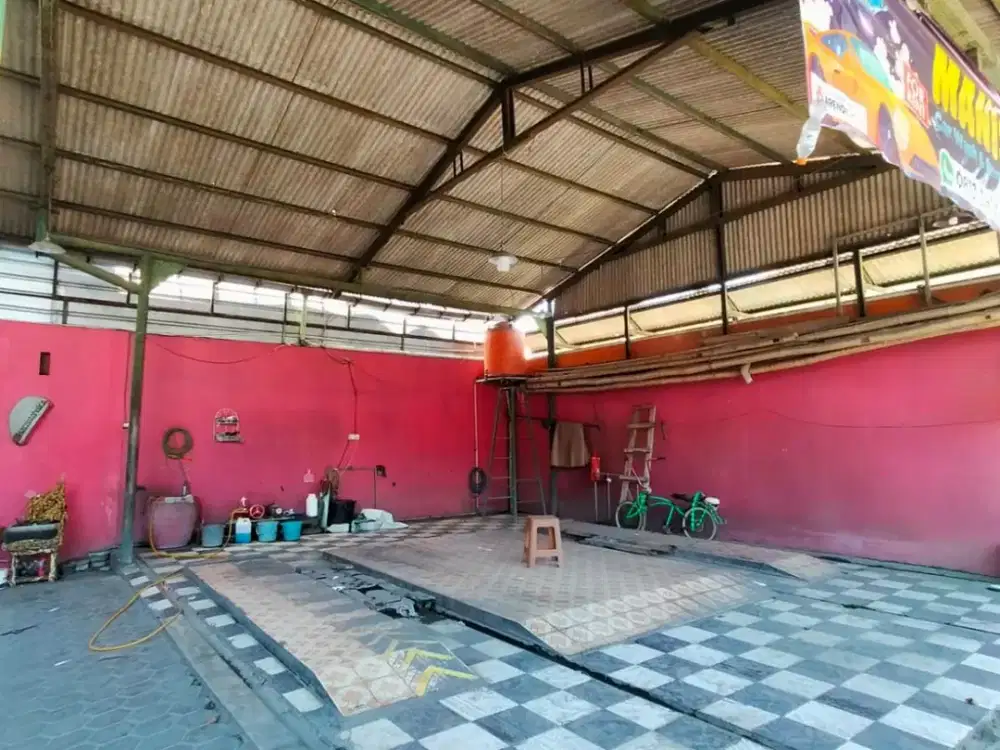 DIJUAL RUMAH DAN TEMPAT USAHA STRATEGIS(MANIS CAR WASH), BANYUWANGI KOTA