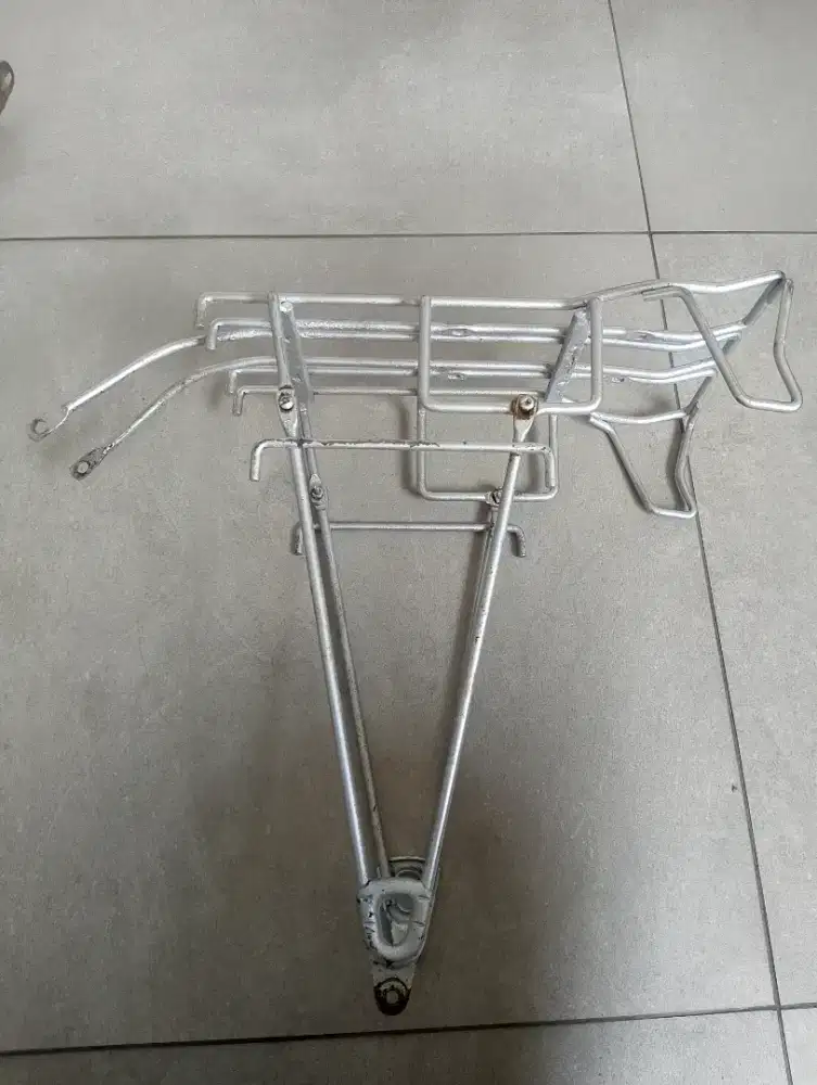 rak sepeda belakang chrome