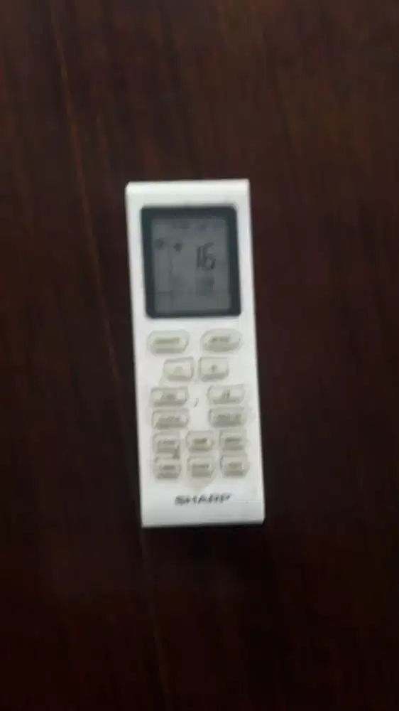 Jual ac sharp 1pk Rp 1.8jt ac masih nempel