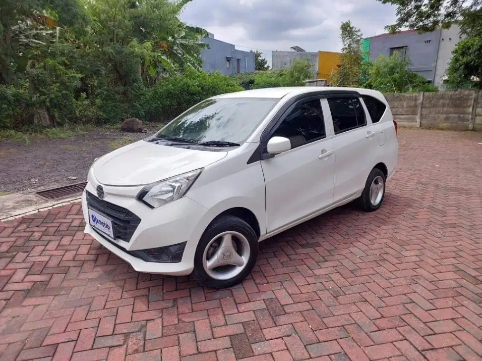 DP Rendah Daihatsu Sigra 1.2 X Bensin-MT 2018 Putih BKKX