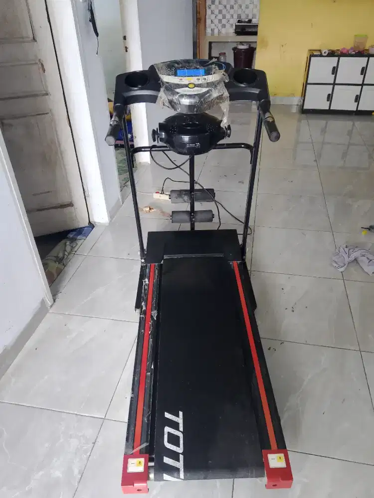jual tredmill total fitnes bekas
