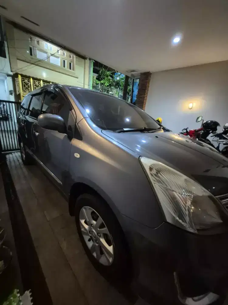 Jual mobil grand livina tahun 2013