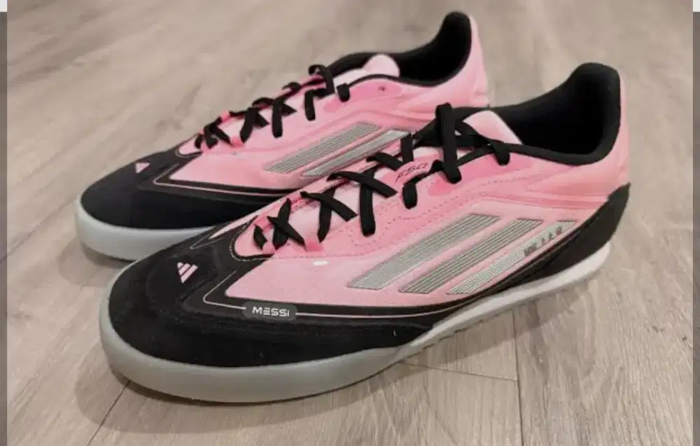 Adidas F50 freestyle Messi