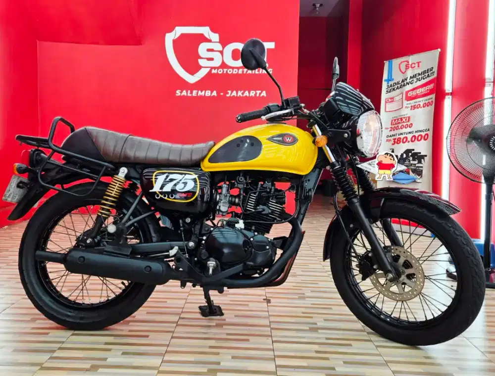 JualCpt90%LikeNew KM20Rb KAWASAKI W175 2019 W175 CAFE RACER KUNING