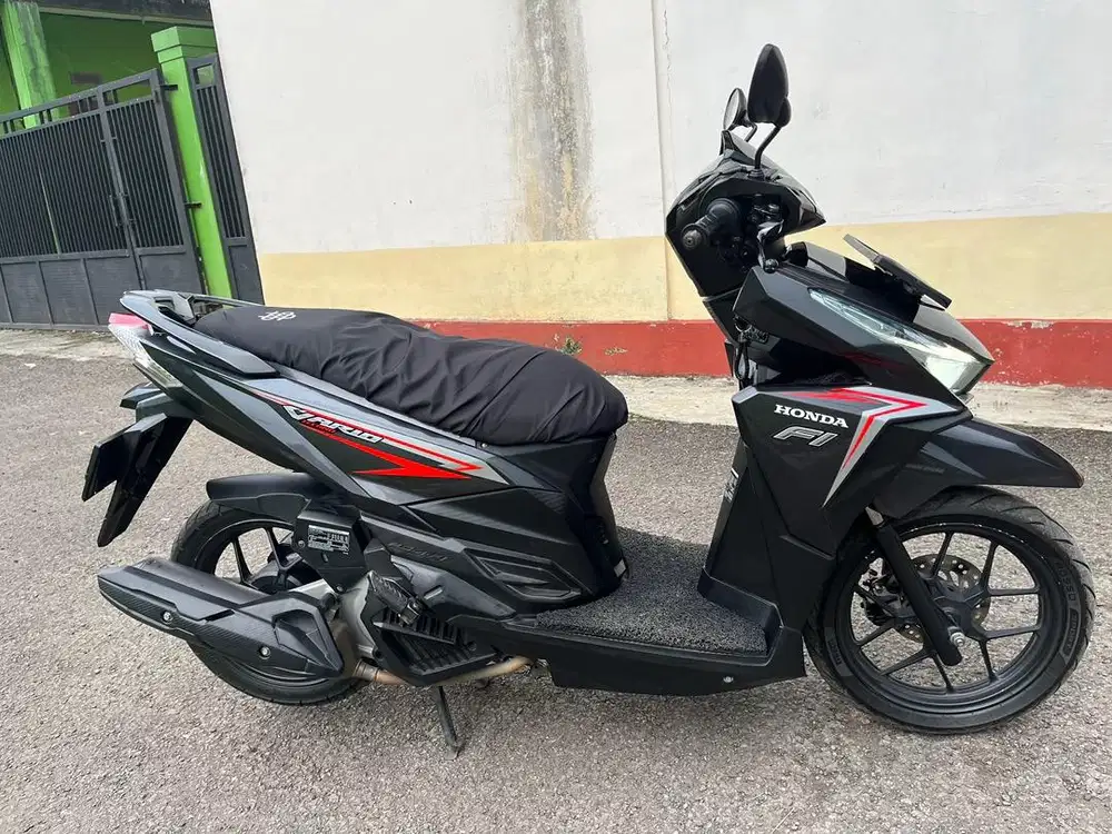 Bismillah Dijual Vario 125 Tahun 2017