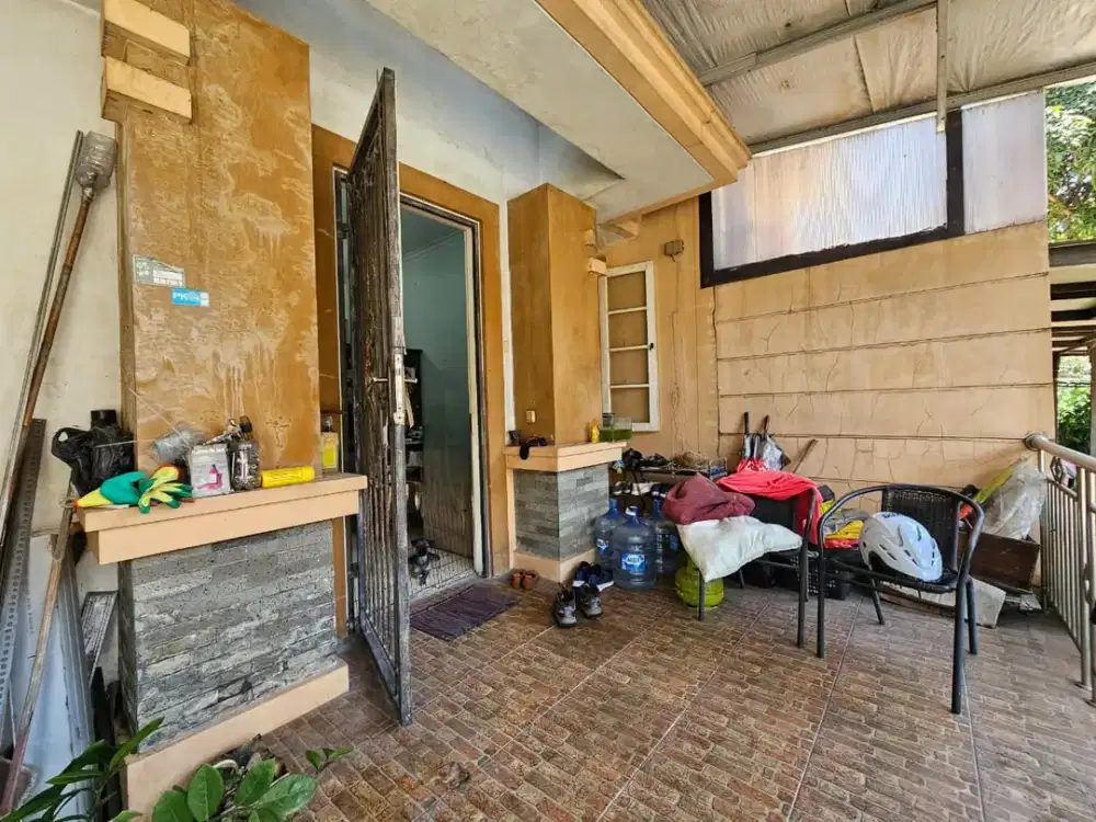 Yw. Dijual Cepat Rumah Legenda Wisata Siap Huni