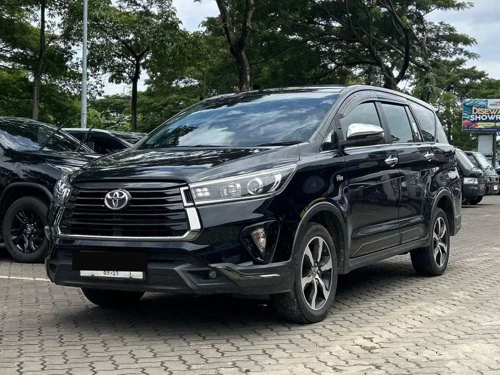 [ TERAWAT ] TOYOTA INNOVA VENTURER 2.0 BENSIN AT MATIC 2022 HITAM