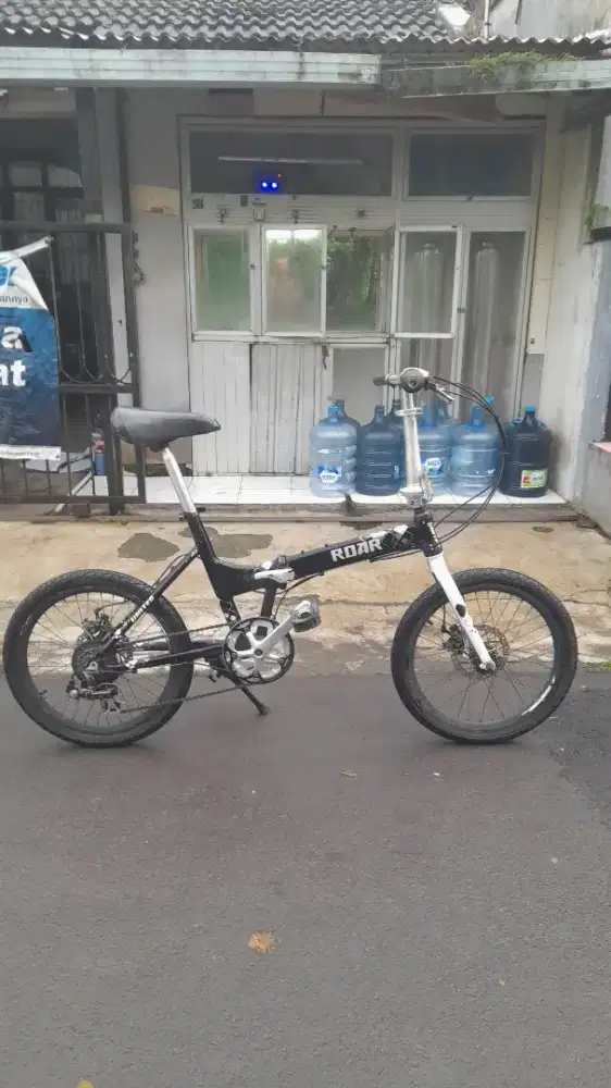 Dijual sepeda lipat United Roar uk20 batang enak crank SR Suntour 42 T