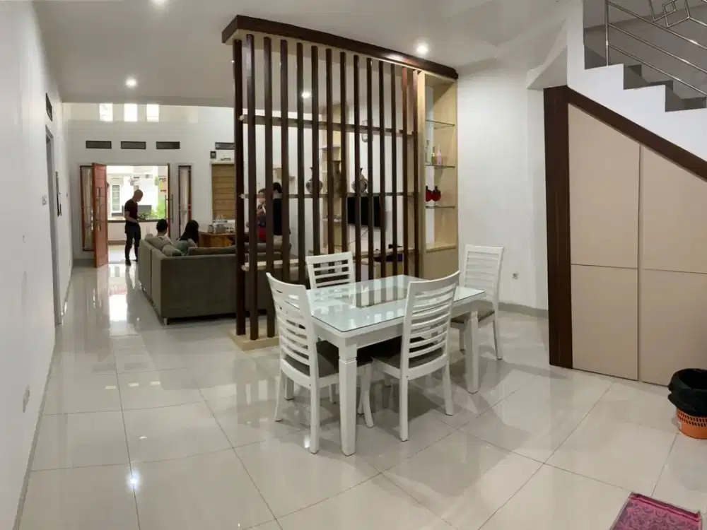 DIJUAL DAN DISEWAKAN RUMAH 2 LANTAI DI KOTA BARU PARAHYANGAN (KBP) TATAR JINGGANAGARA BANDUNG IKEA, BPK PENABUR, TOL PADALARANG