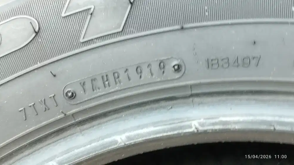 jual 2 buah ban Dunlop grandtrek PT 265/60/r18