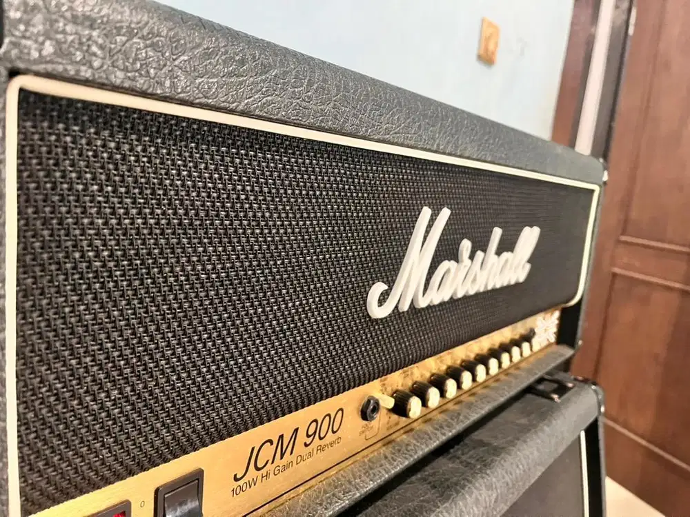 Marshall JCM 900 (Head Cabinet)