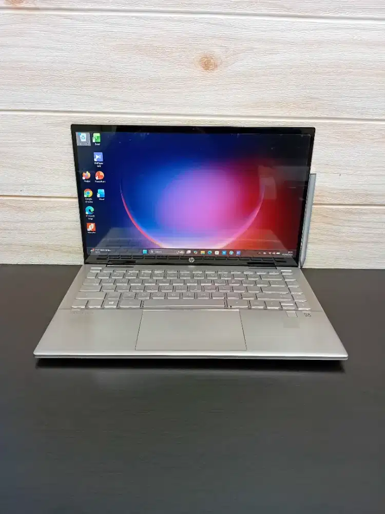 Hp pavilion X360Processor Intel core i3-1125G4 Ram 8GB
SSD NVMe 512GB