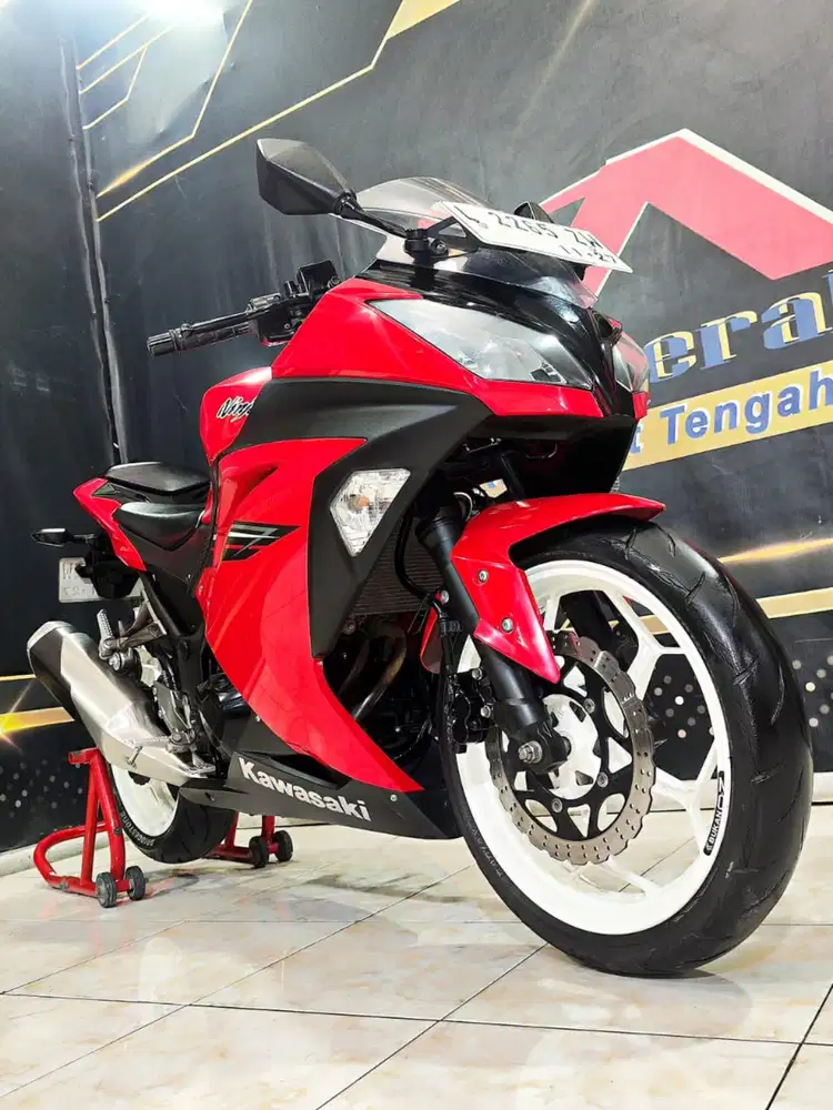 Cobain motor Kawasaki Ninja 250 FI STD TH 2017 Odo 10rb super keren