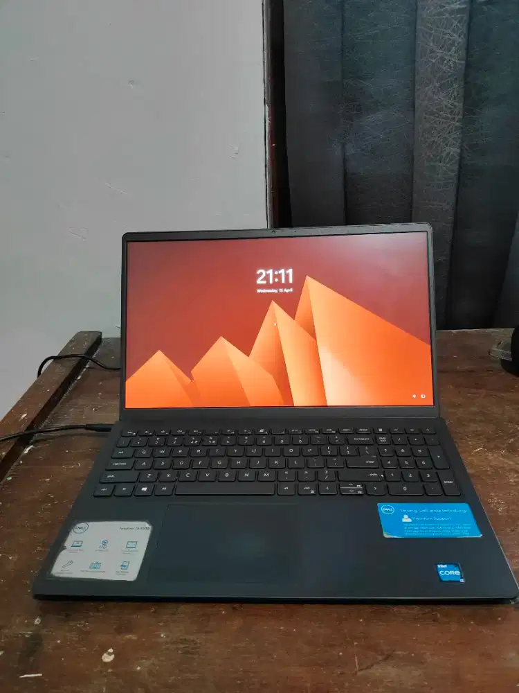 Dell Gen 11 i3-1115G4