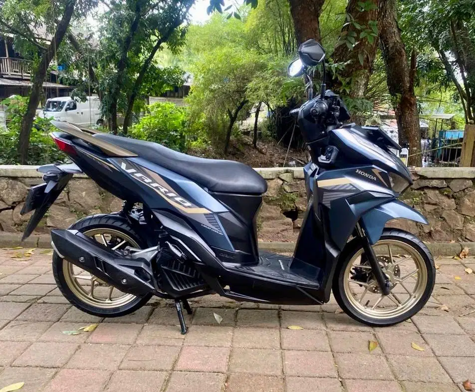 Honda Vario 125 Gen 2 Keyless CBS ISS MULUSSS Surat Lengkap