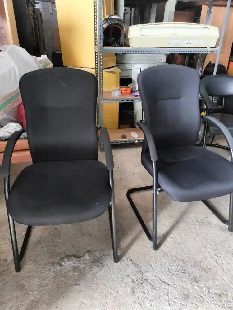 Kursi kantor hadap merk BRISTOL untuk staff, Bekas, Bagus, normal