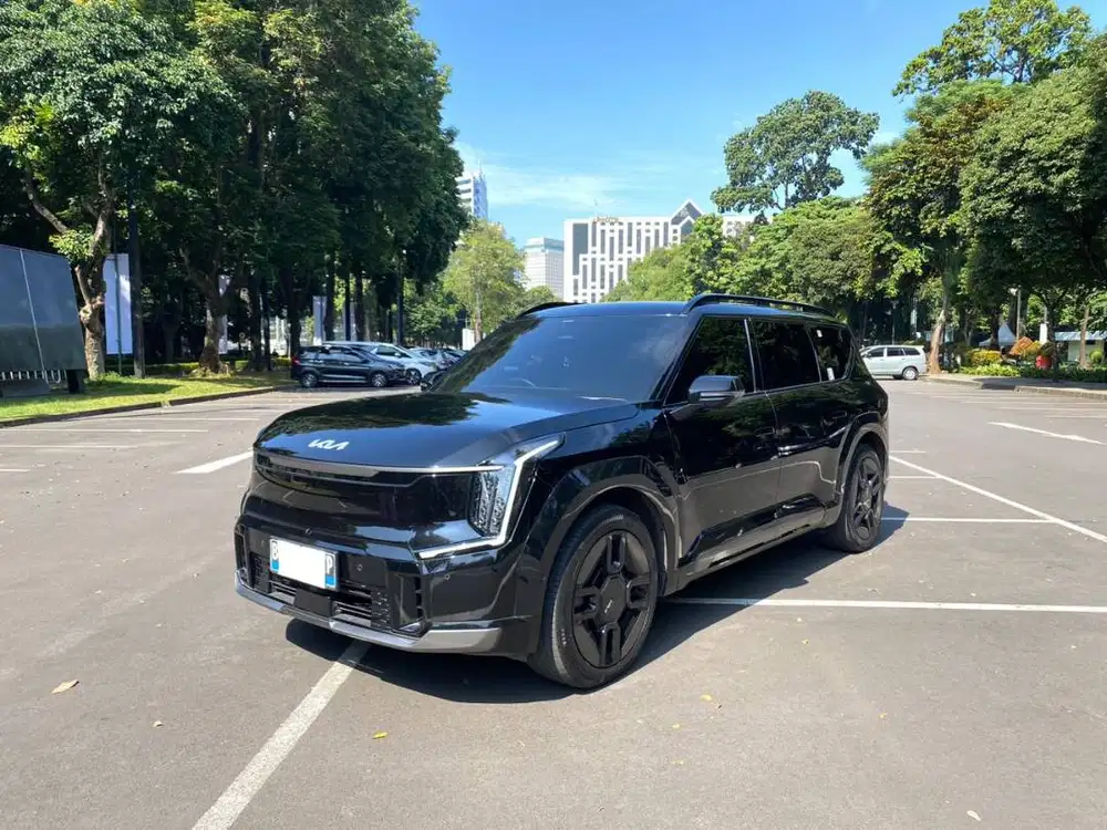 KIA EV9 AT Tahun 2024 Istimewa dan siap pakai