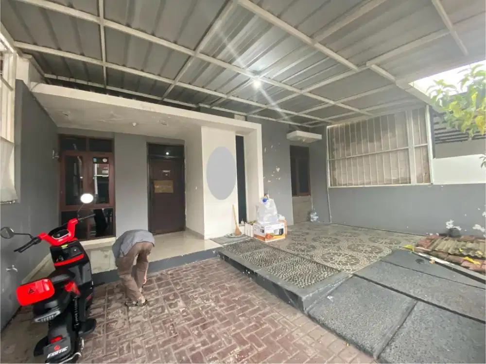 Disewakan Rumah di Puri Dagi Mas Antapani Bandung.