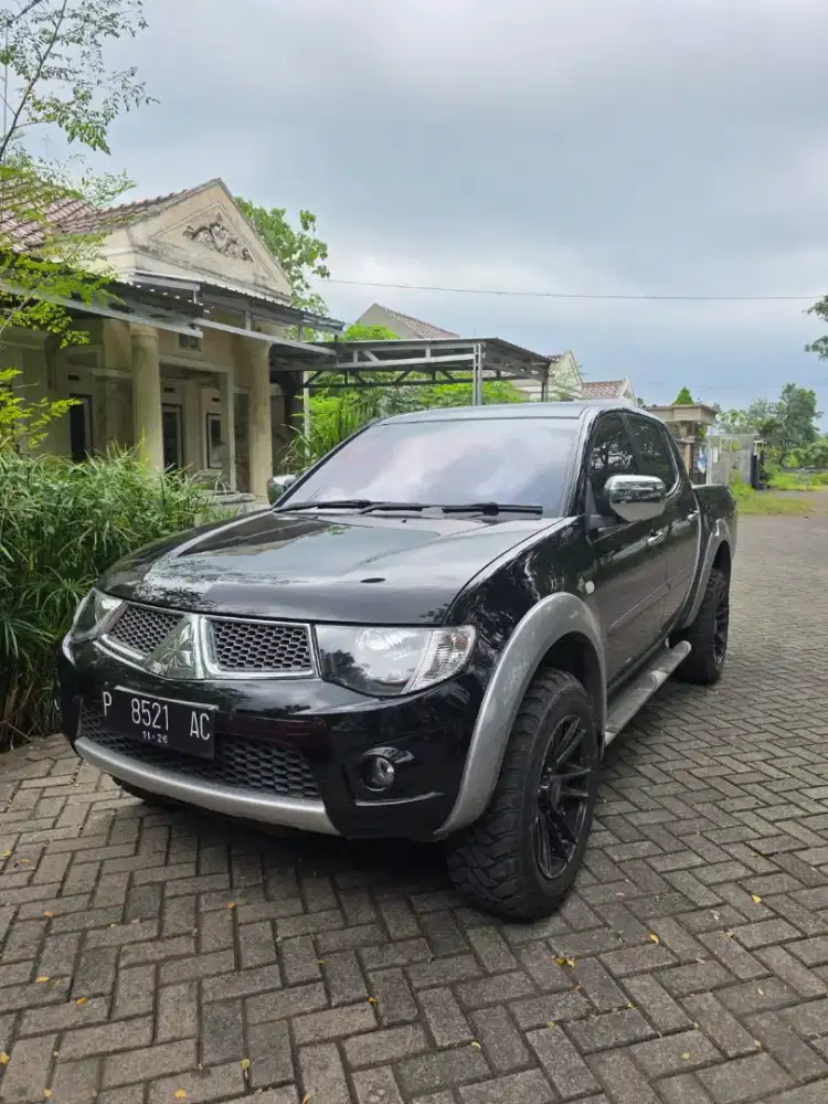 Strada triton exceed matic 2011