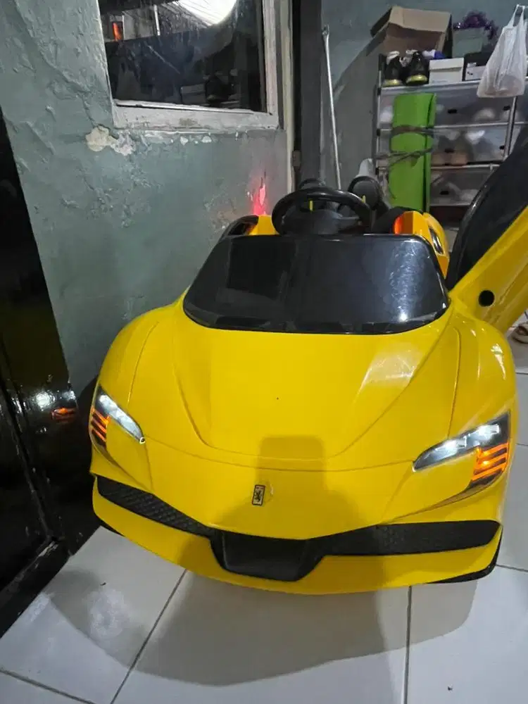 Mobil aki mainan anak