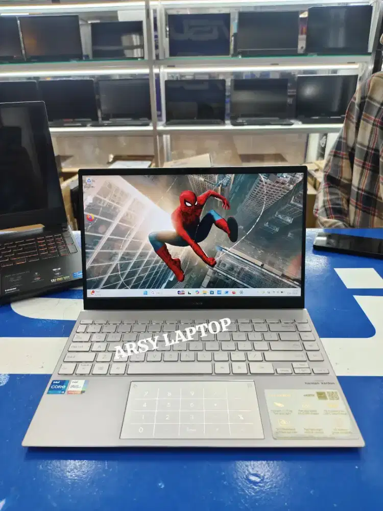 Asus ZenBook ux325e core i5 gen 11