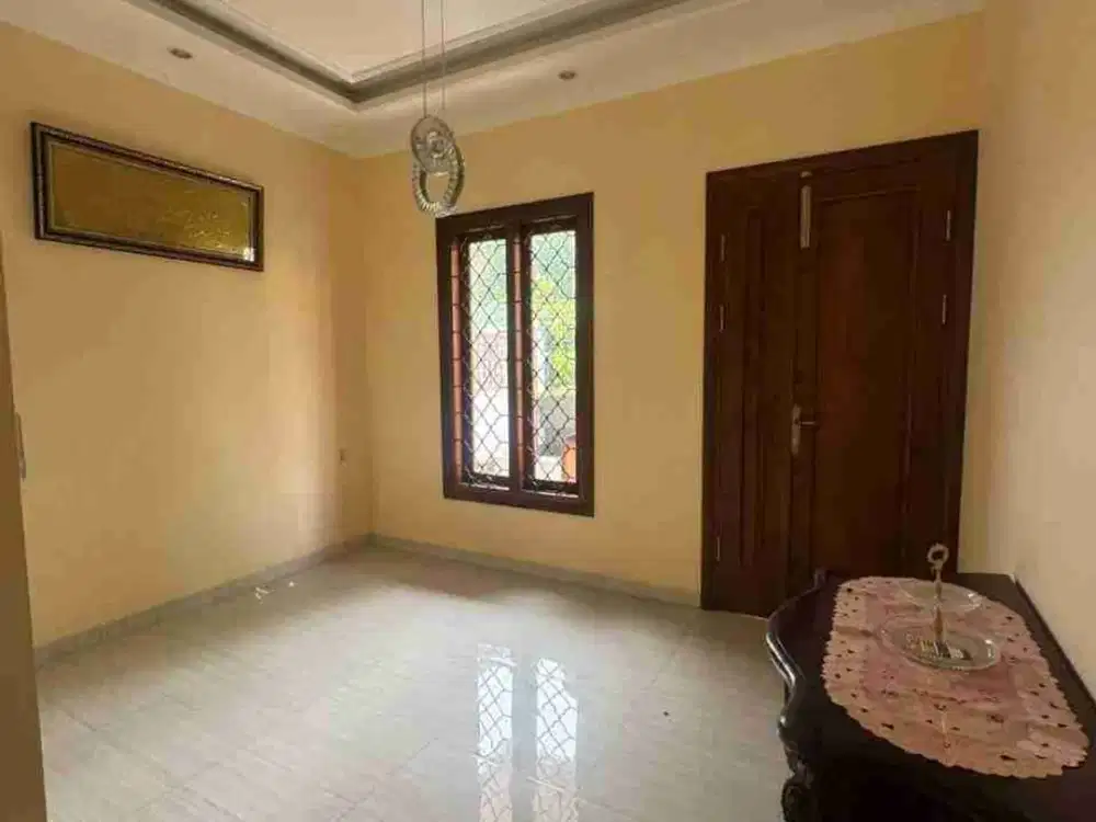rumah 2.5lantai siap huni di griya cikutra pahlawan bandung