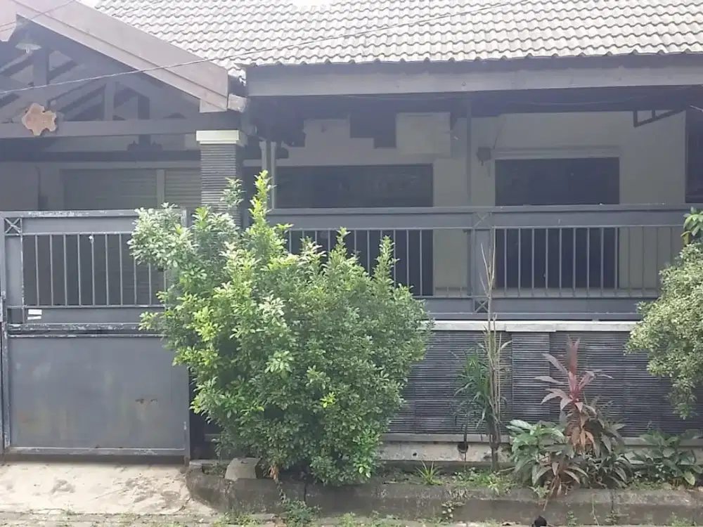 2052.  DIJUAL RUMAH SIAP HUNI DI DELTA SARI INDAH WARU - SIDOARJO