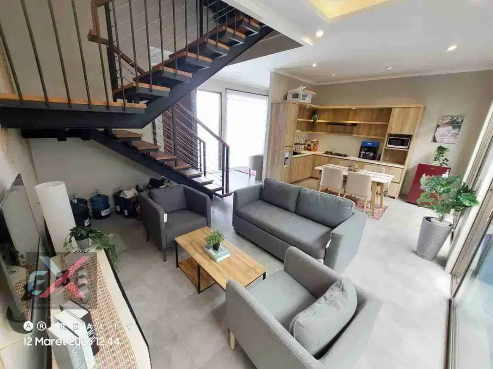 rumah villa minimalis ada kolam renang lokasi strategis di cigadung dago bandung