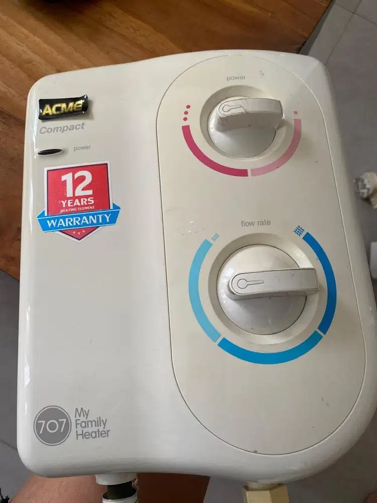 Pemanas air instan ACME