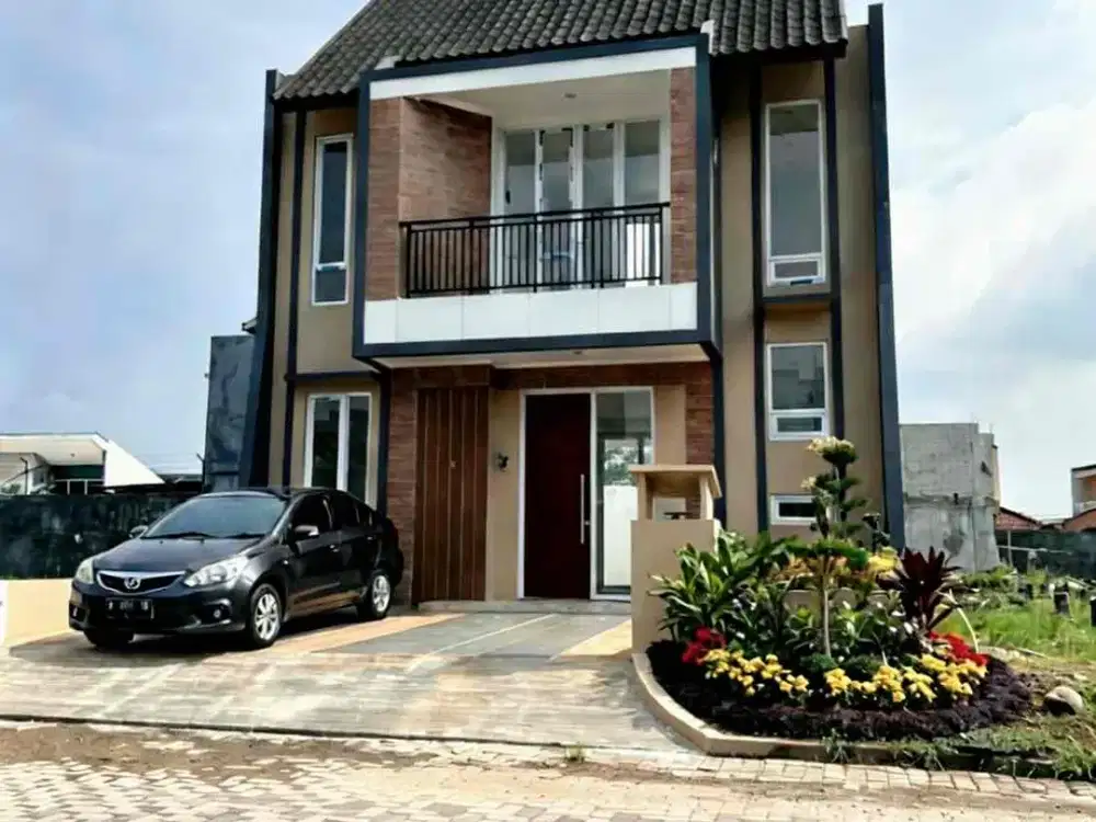 rumah bagus 2 lantai sudah split sertifikat ukuran luas di Sepatan