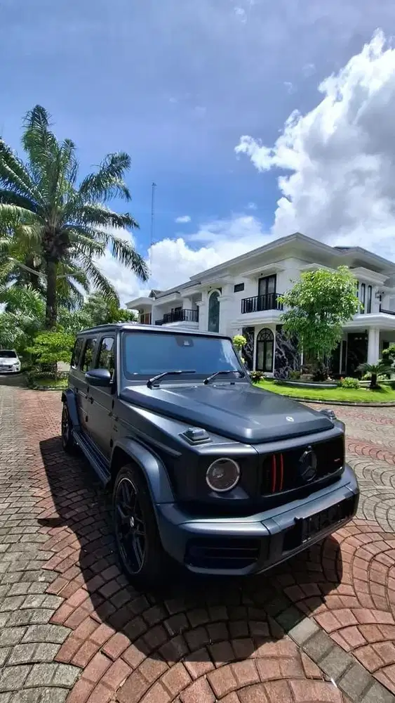 MERCEDES BENZ G63 2023 – BLACK ON RED