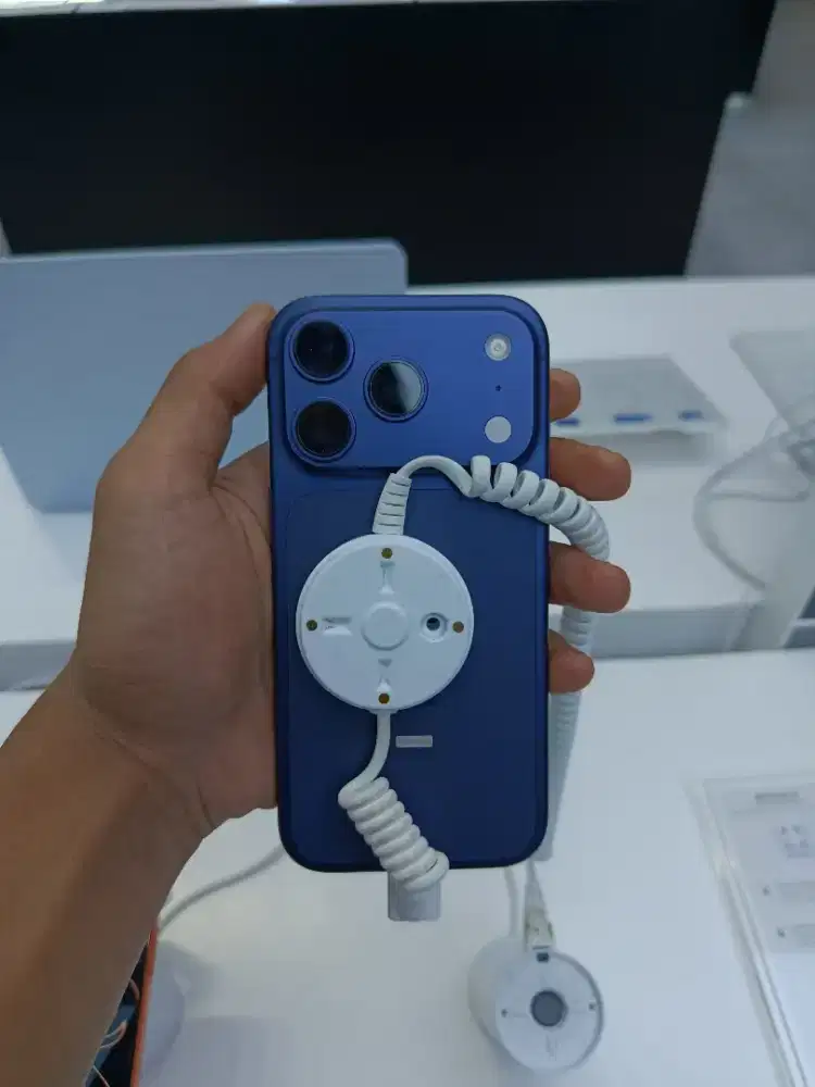 IPHONE 17 PRO - CICILAN TAMPA DP